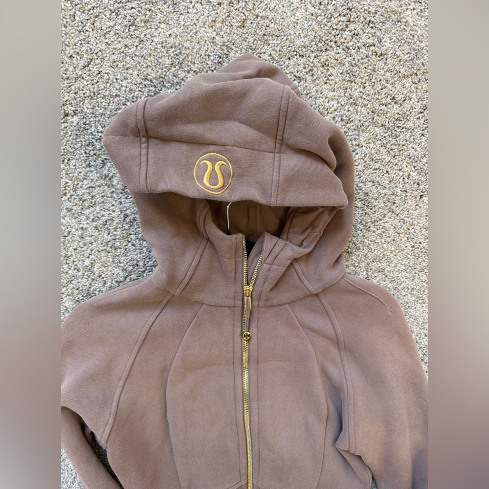 Lululemon Scuba Cropped Full-Zip Hoodie – Brown (Gold Zipper) – Size 2 - Picture 4 of 9